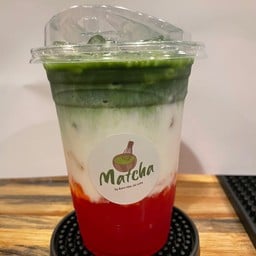 ชาเขียวนมสดสตอเบอร์รี่