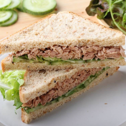 แซนวิสทูน่า Tuna Sandwich