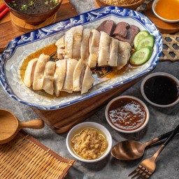 ไก่สับ M (สำหรับ 2-3 ท่าน)