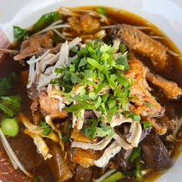 ก๋วยเตี๋ยวไก่มะระ Byนุ้ย
