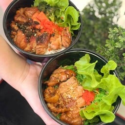 ในตึกเทอริยากิ -