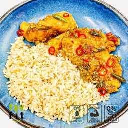 ข้าวฮางงอกปลานิลผัดพริกขี้หนู