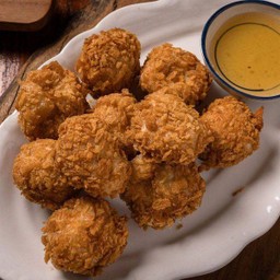 ทอดมันกุ้ง "ပုစွန်အသားကြော်"