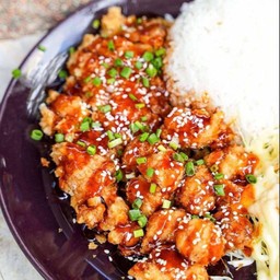 ข้าว.ไก่กรอบ.ราดซอส.เกาหลี.ญี่ปุ่น