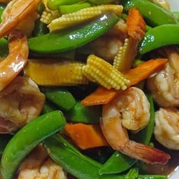 ผัดผักรวมกุ้ง