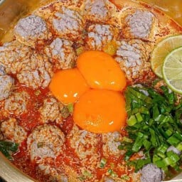 มาม่าปลิดชีพ โคตรมาม่าต้มยำแซ่บ&อาหารตามสั่ง