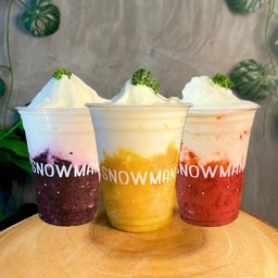 Yogurt Smoothie Your Way โยเกิร์ตปั่น + ท๊อปปิ้งตามใจ
