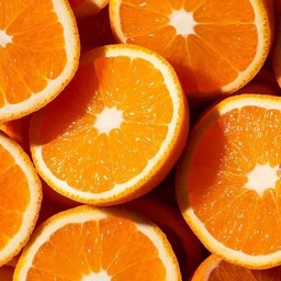 น้ำส้มสดเย็น (ใส่แก้วพร้อมดื่ม)