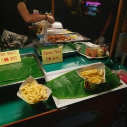 ใหญ่มาก มาร์เก็ต