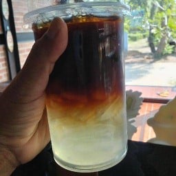 ล้านแก้วกาแฟสด ( สาขาบางคนที ) บางคนที
