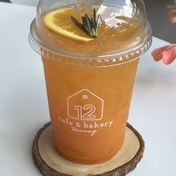 น้ำส้มคั้นสด