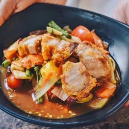 ส้มตำหลังสวนบางปู