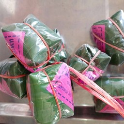 แหนมหมูใบมะยม