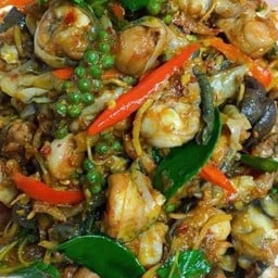 ผัดเผ็ดกบ