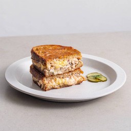 Salmon confit melt