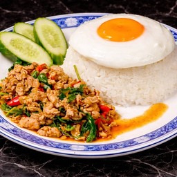 หมูสับกะเพรา(ราดข้าว)