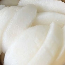 ผลไม้ปอกพร้อมทาน-หอพักเรนโบว์เจ็ดยอด