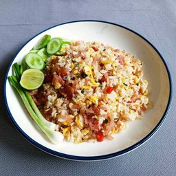 ข้าวผัดแหนม
