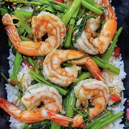เมนูข้าวผัดผักบุ้งไฟลอยฟ้า