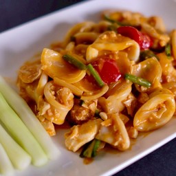 ปลาหมึกผัดไข่เค็ม