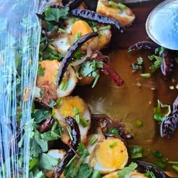 กระเพราพ่วงข้าง..ริมทาง ฝั่งตรงข้ามปตท.บ้านใหม่