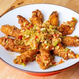 ไก่คั่วพริกเกลือ