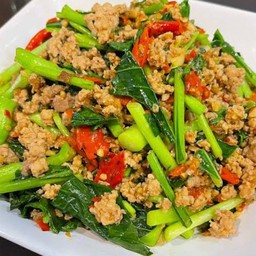 ข้าวคะน้าหมูสับ
