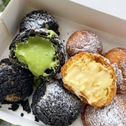 Mixed Signature Cream Puff