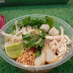 หมี่คลุกไก่ฉีก  เจ๊เบญ ตลาดสดชัยพฤกษ์ 1