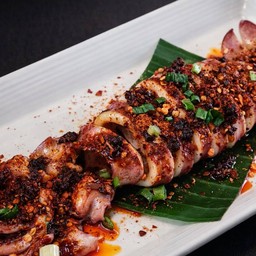 ปลาหมึกย่างหมาล่า (Grilled Squid With Mala Seasoning)