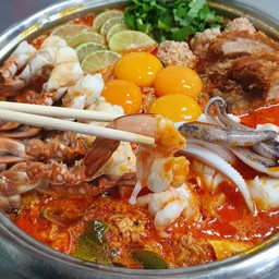 มาม่าต้มยำหม้อไฟ