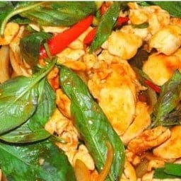 ครัวคุณอ๋อย กะเพราโบราณ ซอยเทศบาลบำรุง