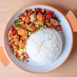 ข้าวไก่ทอดเสฉวน