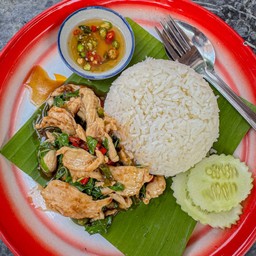 ข้าวกระเพราไก่