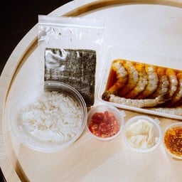 กุ้งดอง 10 ชิ้น พร้อมเครื่องเคียง