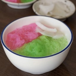 ซาหริ่มมะพร้าวอ่อน