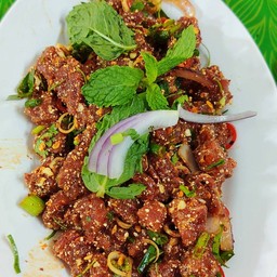 ก้อยเนื้อมะนาวแบบแห้งไม่เลือดรสจัด