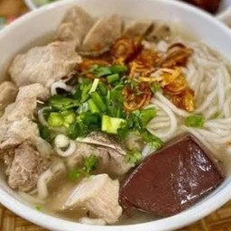 ก๋วยจั้บเส้นสดรวม