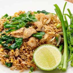 ข้าวผัดหมูชิ้น