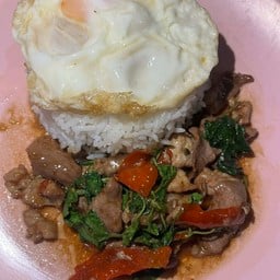 กะเพราหมูชิ้น