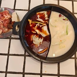 เสี่ยวเฉินกู้ซื่อ หม้อไฟ ฉงชิ่ง สาขาบางนา