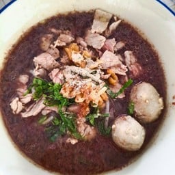 ร้านก๋วยเตี๋ยว พี่เบสท์
