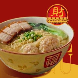 บะหมี่เกี๊ยว หมูกรอบ