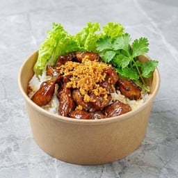 ข้าวหมูทอดกระเทียมฉ่ำโบ๊ะ