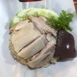 ข้าวมันไก่ต้ม