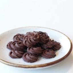 Choc butter cookies