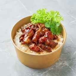 ข้าวหมูทอดซอสน้ำปลากวน