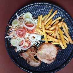 Chill&Cher Restaurant (ร้านชิวกะเฌอ)