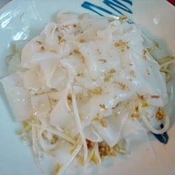 เส้นใหญ่ลวก