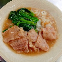 ราดหน้าหมู